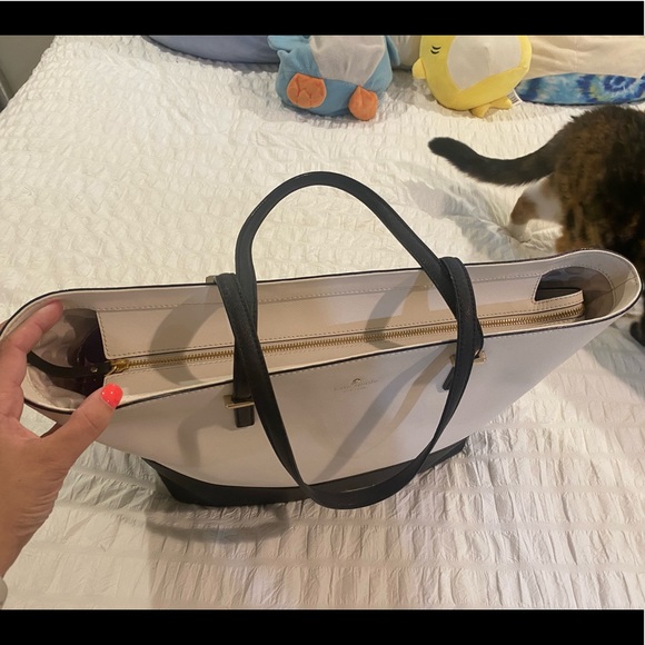 Kate Spade Cedar Street Harmony Tote - Picture 2 of 7